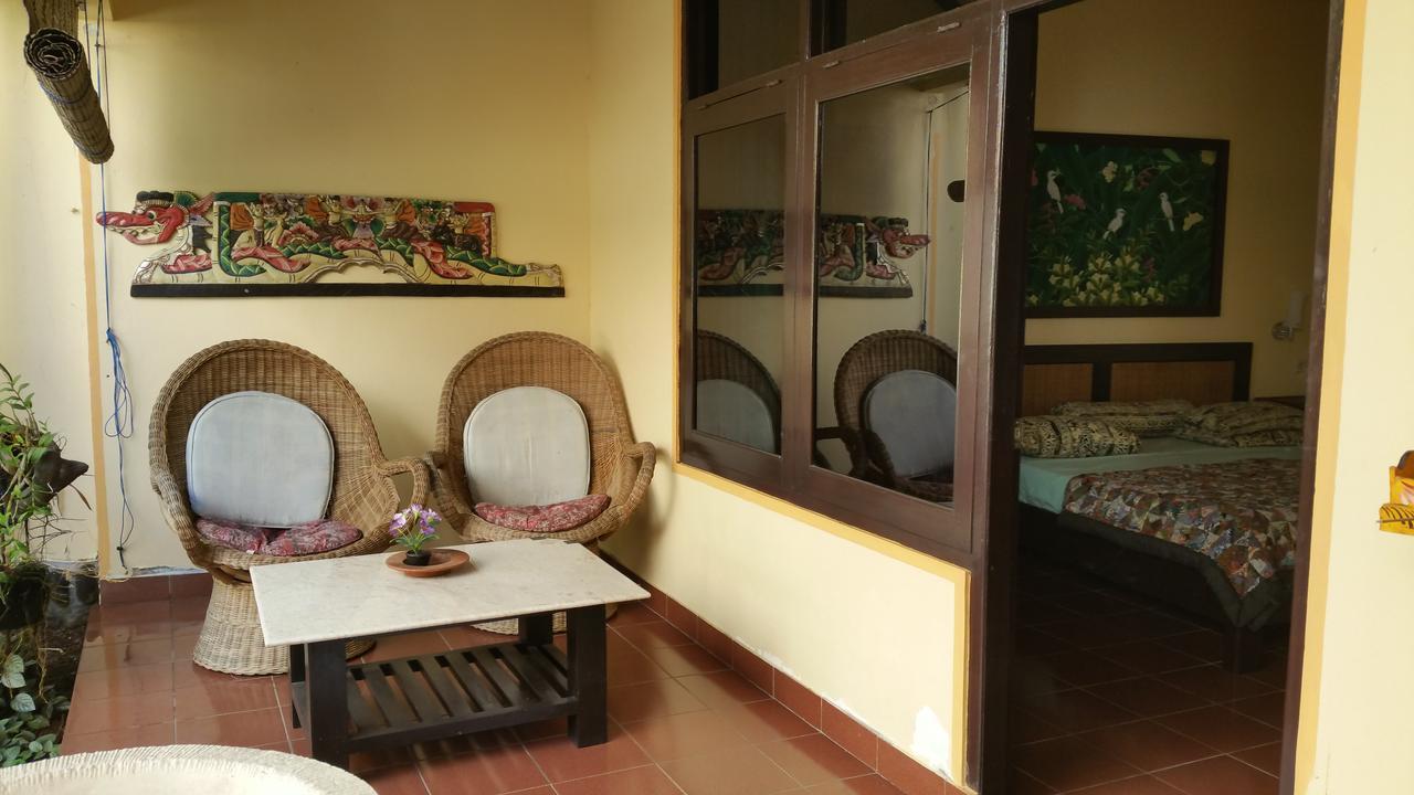 Ayu Taman Sari Hotel Candi Dasa  Exterior photo